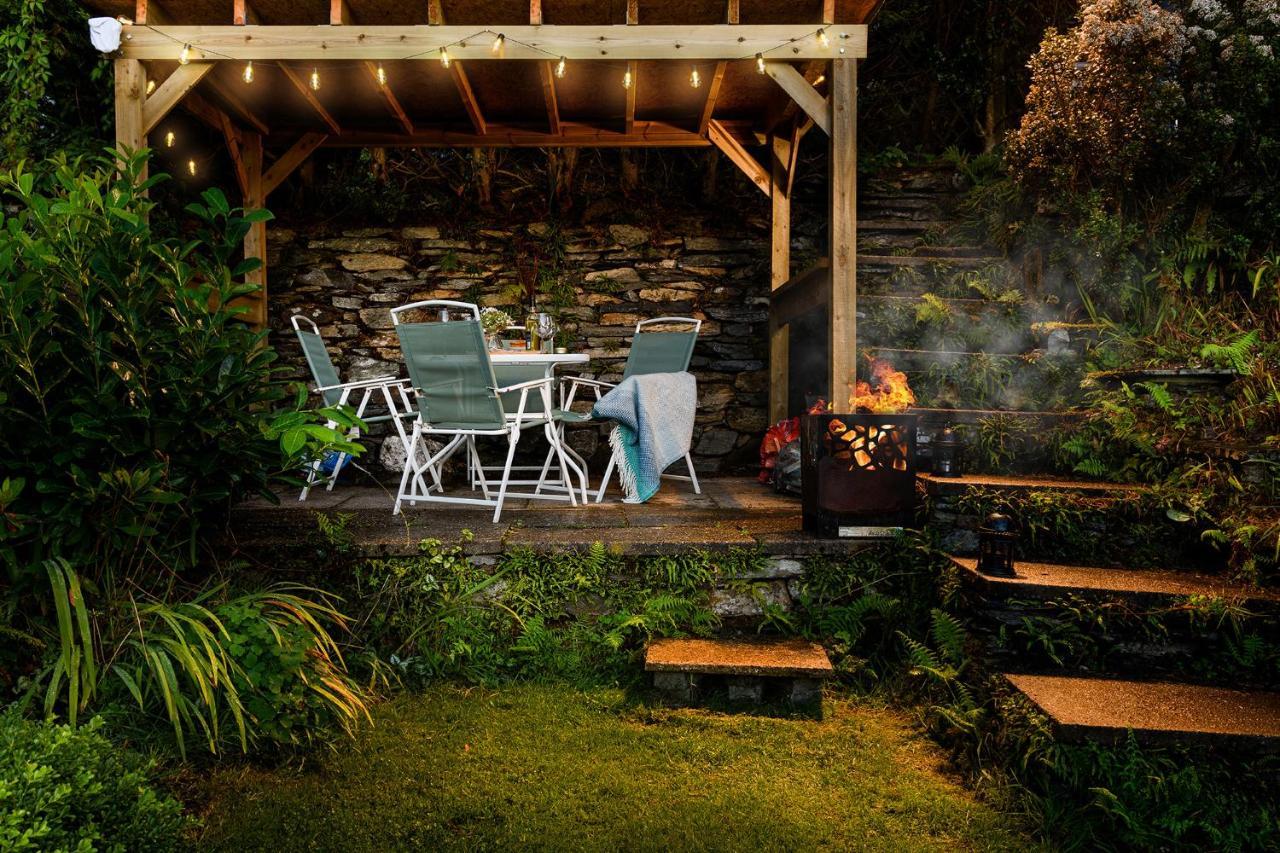 Homely Cottage With Garden And Mountain-View Blaenau Ffestiniog Exteriör bild